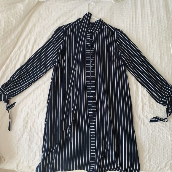 Tommy Hilfiger Dress - Picture 1 of 1